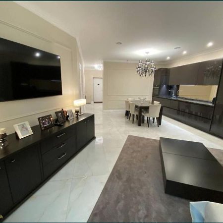 Lux 1-Bedroom Panoramic View Most City Center Area Dnipro Bagian luar foto