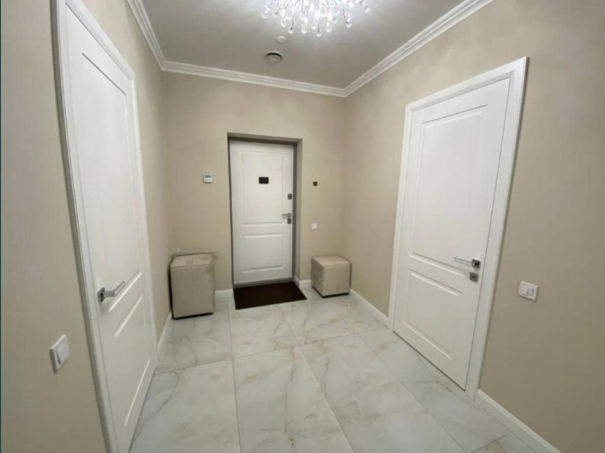 Lux 1-Bedroom Panoramic View Most City Center Area Dnipro Bagian luar foto