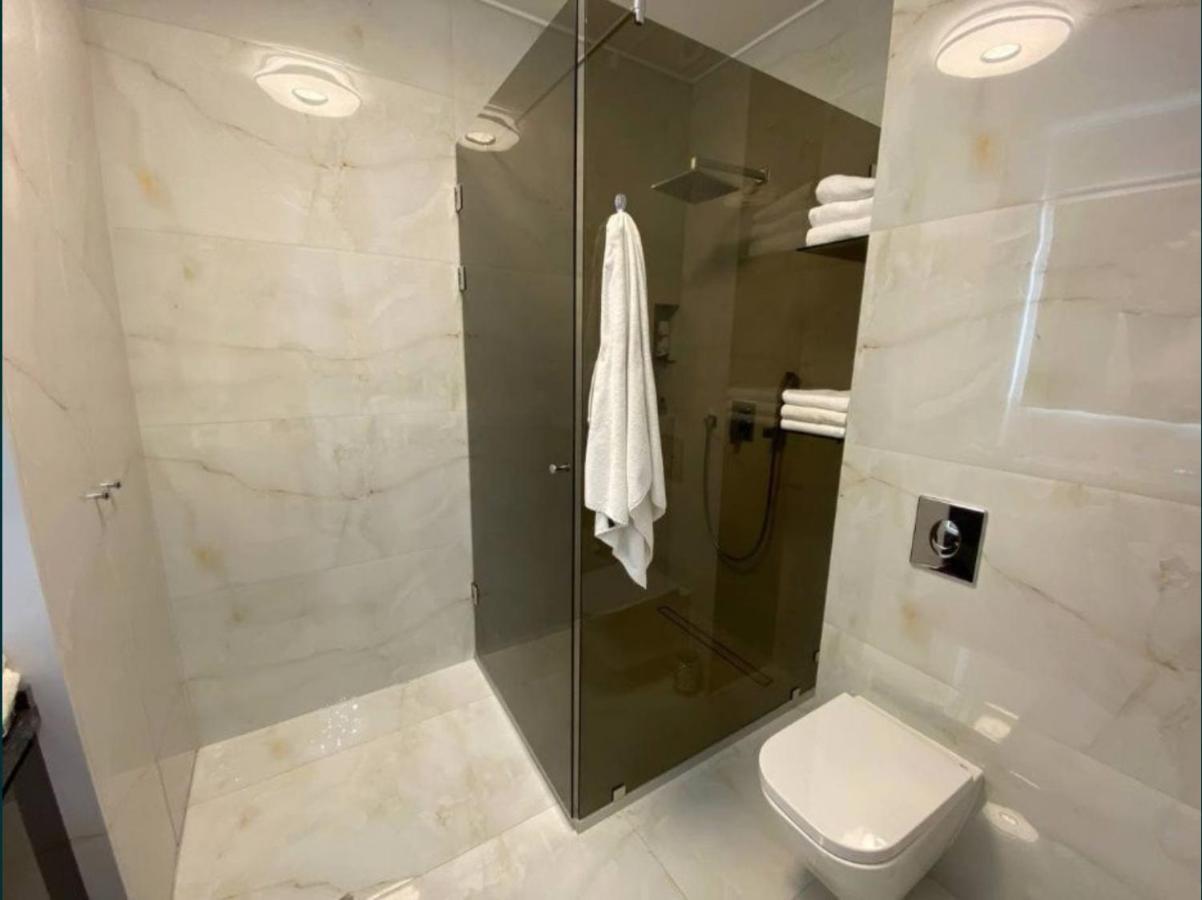 Lux 1-Bedroom Panoramic View Most City Center Area Dnipro Bagian luar foto