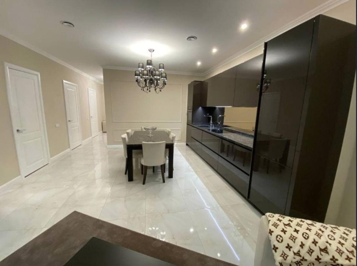 Lux 1-Bedroom Panoramic View Most City Center Area Dnipro Bagian luar foto