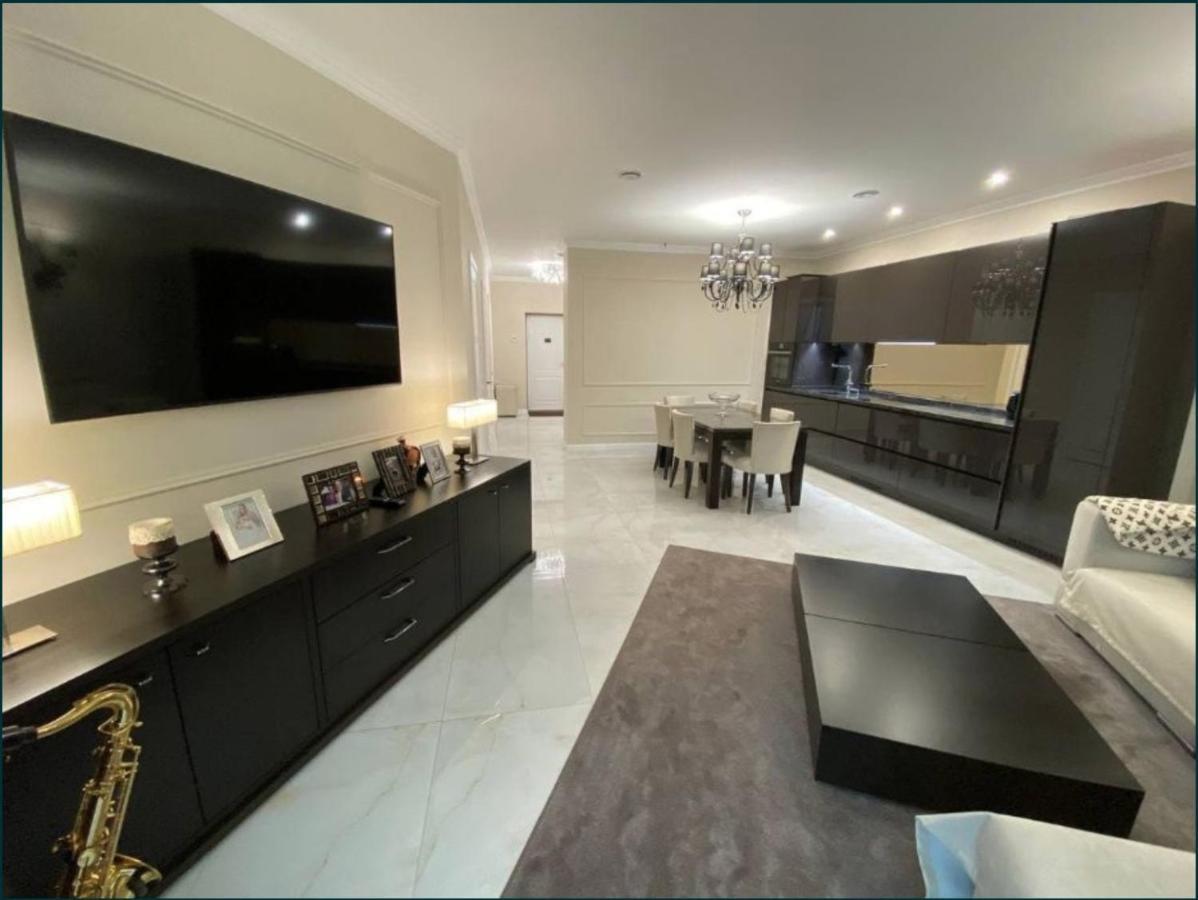 Lux 1-Bedroom Panoramic View Most City Center Area Dnipro Bagian luar foto